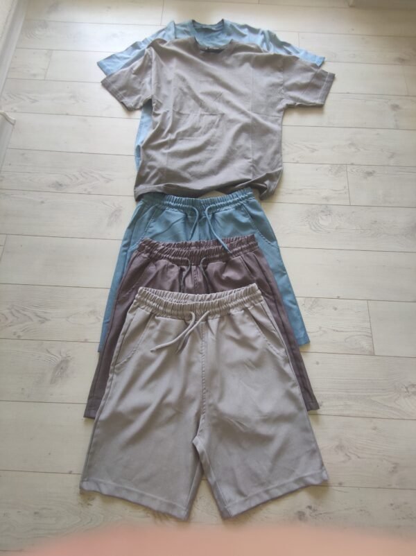 Acid washed oversized t-shirts