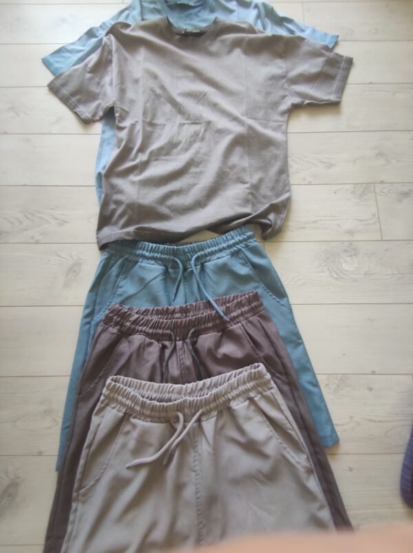 Acid washed oversized t-shirts