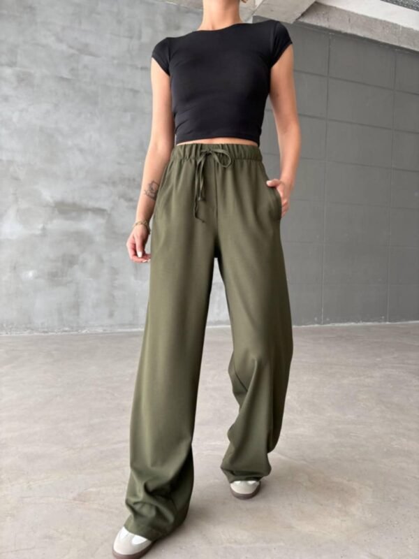 3088d13d-0f56-4212-8964-5255fde6e87b Широки панталони со висок струк и врвки