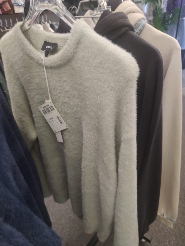 машка блуза во резеда боја со мека текстура