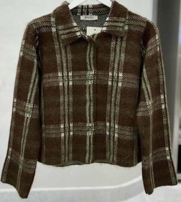 женска каро јакна shacket во кафеава и зелена боја